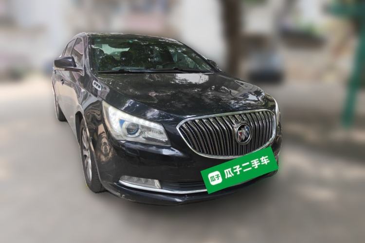 Used Buick LaCrosse 2013 2.4L SIDI Elite Comfort Version Front Right 45 Deg