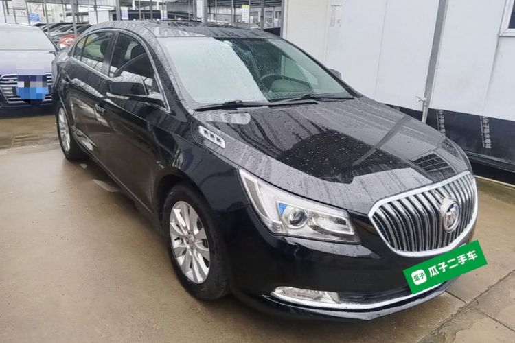 Used Buick LaCrosse 2013 2.4L SIDI Leading Comfort Version Front Right 45 Deg