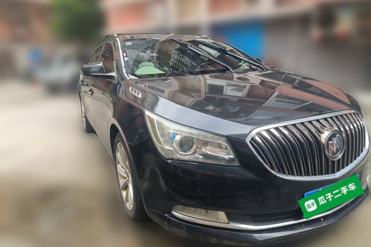 Used Buick LaCrosse 2013 3.0L SIDI V6 Smart Luxury Flagship Model Front Right 45 Deg