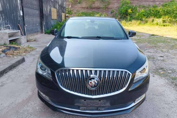 Used Buick LaCrosse 2013 2.4L SIDI Leading Comfort Version Front