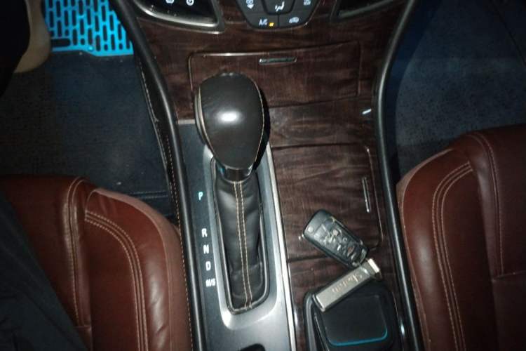 Used Buick LaCrosse 2013 2.0T SIDI Smart Luxury Flagship Edition Gear Lever