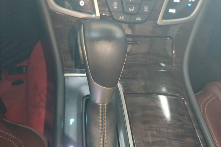 Used Buick LaCrosse 2013 2.4L SIDI Leading Comfort Version Gear Lever