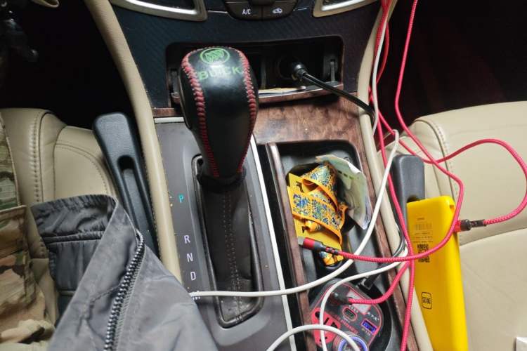 Used Buick LaCrosse 2013 2.4L SIDI Leading Comfort Version Gear Lever