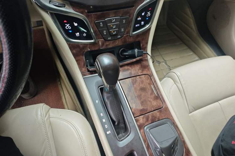 Used Buick LaCrosse 2013 2.4L SIDI Luxury Comfort Edition Gear Lever