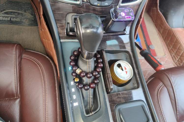 Used Buick LaCrosse 2013 2.4L SIDI Luxury Comfort Edition Gear Lever