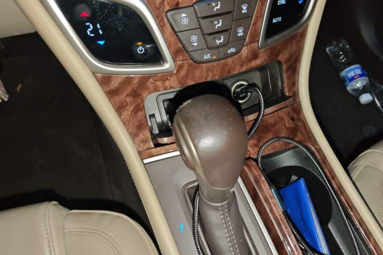 Used Buick LaCrosse 2013 2.4L SIDI Leading Comfort Version Gear Lever