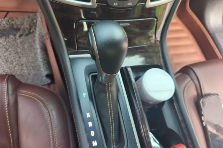 Used Buick LaCrosse 2013 2.4L SIDI Elite Comfort Version Gear Lever