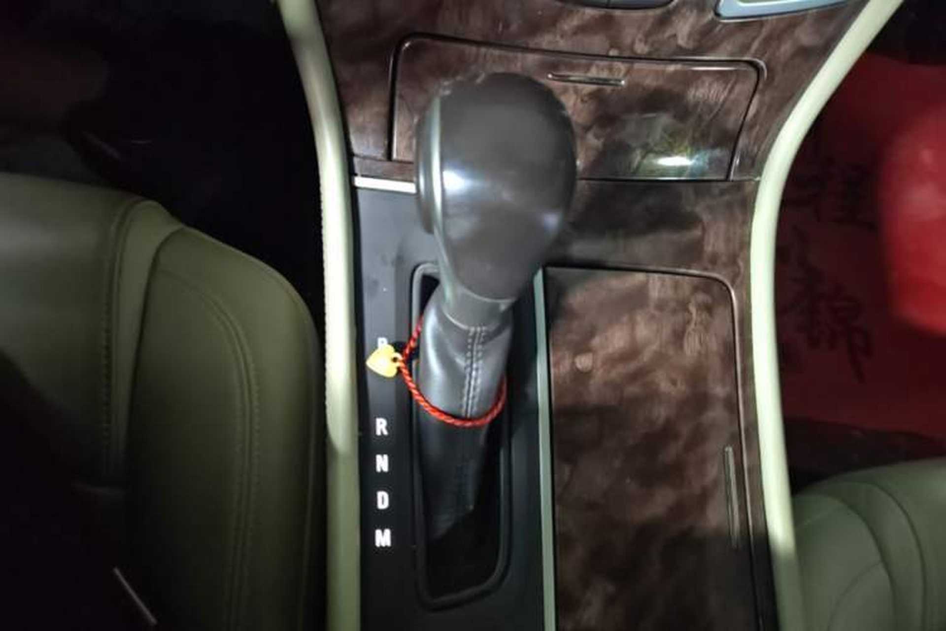 Used Buick LaCrosse 2013 2.4L SIDI Leading Comfort Version Gear Lever