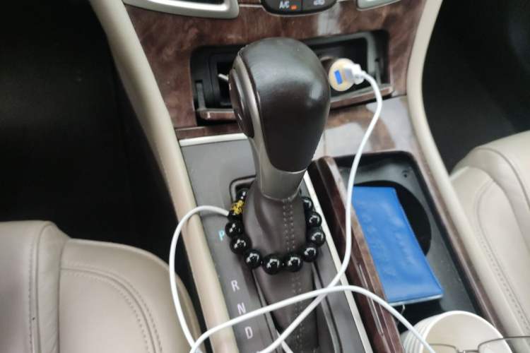 Used Buick LaCrosse 2013 2.4L SIDI Leading Comfort Version Gear Lever
