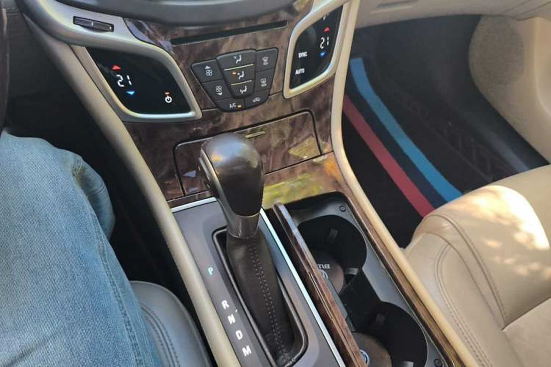 Used Buick LaCrosse 2013 2.4L SIDI Leading Comfort Version Gear Lever