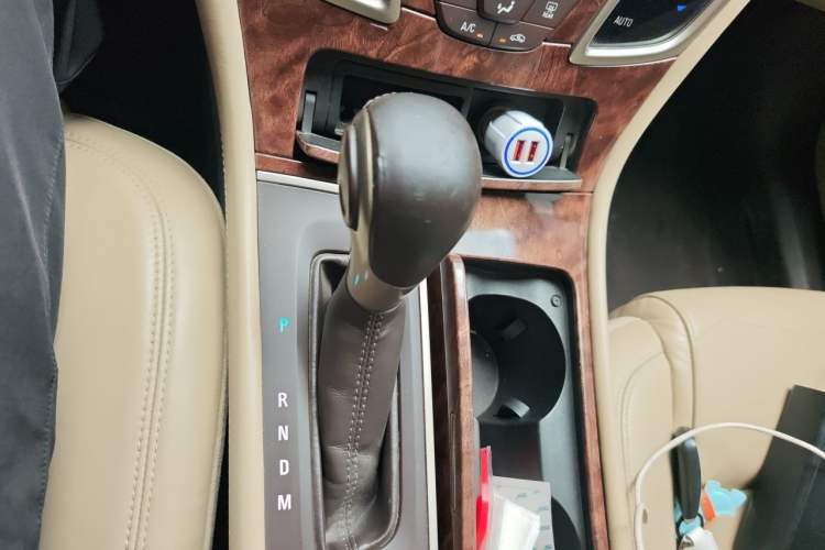 Used Buick LaCrosse 2013 2.4L SIDI Leading Comfort Version Gear Lever