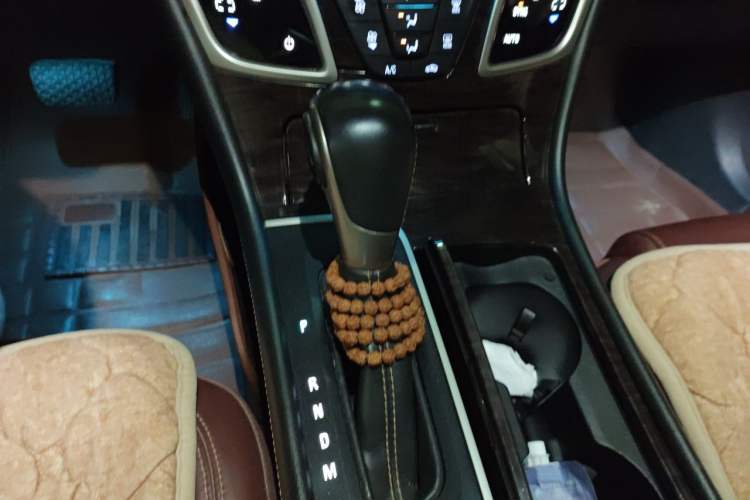 Used Buick LaCrosse 2013 2.4L SIDI Elite Comfort Version Gear Lever