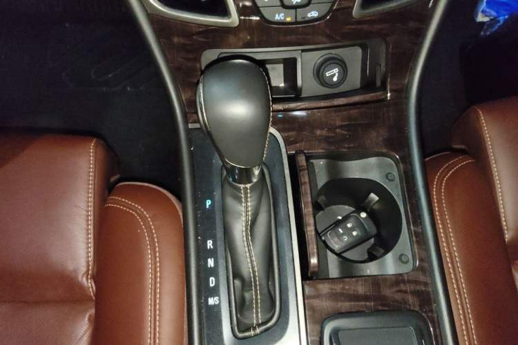 Used Buick LaCrosse 2013 3.0L SIDI V6 Smart Luxury Flagship Model Gear Lever
