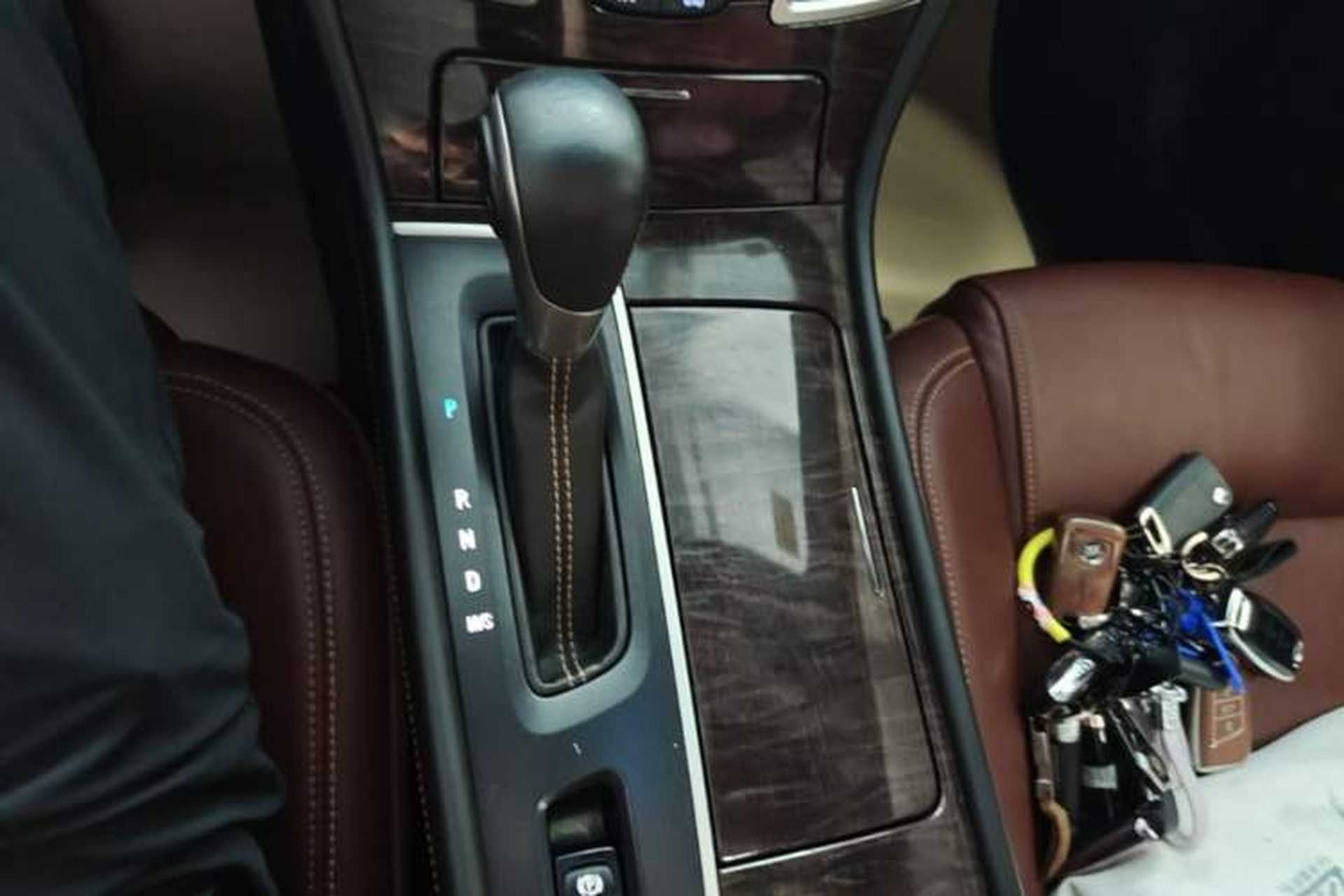 Used Buick LaCrosse 2013 2.0T SIDI Elite Tech Version Gear Lever