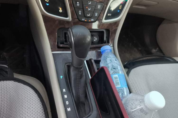 Used Buick LaCrosse 2013 2.4L SIDI Leading Comfort Version Gear Lever