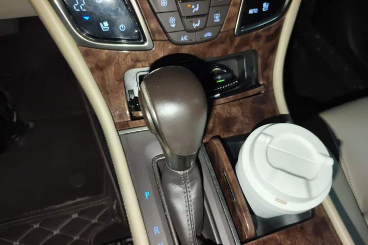 Used Buick LaCrosse 2013 3.0L SIDI V6 Smart Luxury Flagship Model Gear Lever