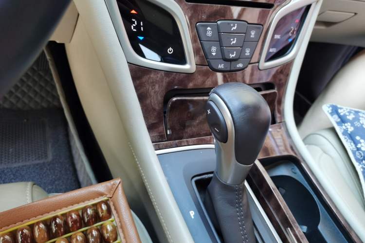 Used Buick LaCrosse 2013 2.4L SIDI Leading Comfort Version Gear Lever