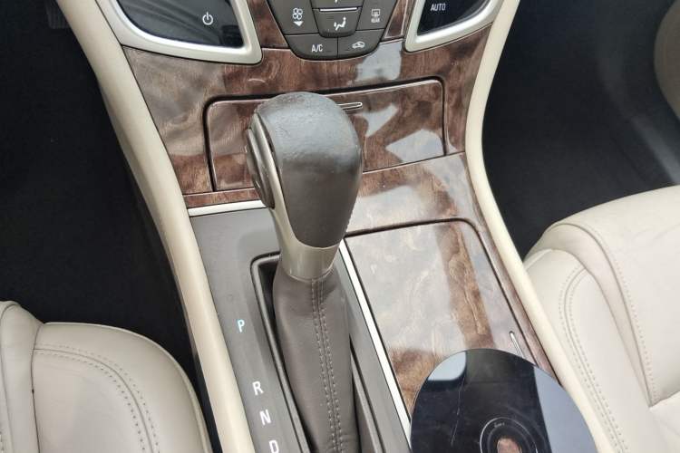Used Buick LaCrosse 2013 2.4L SIDI Leading Comfort Version Gear Lever