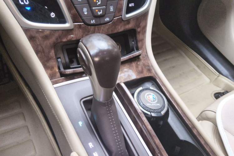 Used Buick LaCrosse 2013 2.4L SIDI Leading Comfort Version Gear Lever