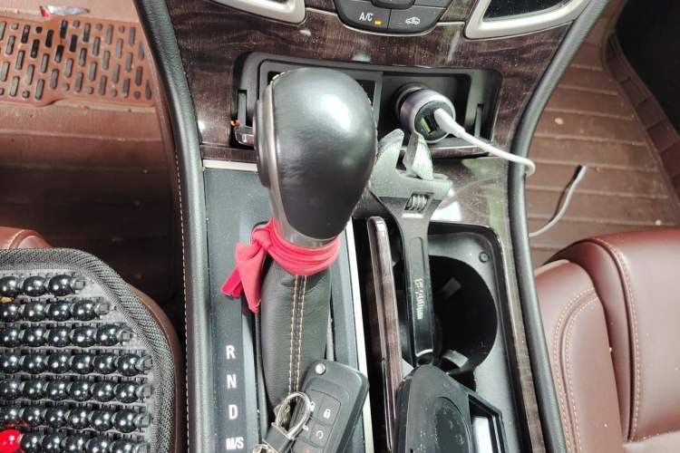 Used Buick LaCrosse 2013 2.0T SIDI Elite Tech Version Gear Lever