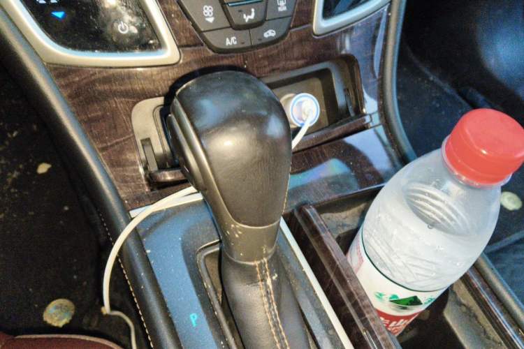 Used Buick LaCrosse 2013 2.4L SIDI Leading Comfort Version Gear Lever