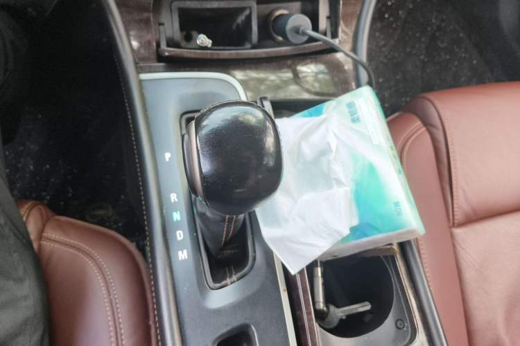Used Buick LaCrosse 2013 2.4L SIDI Elite Comfort Version Gear Lever