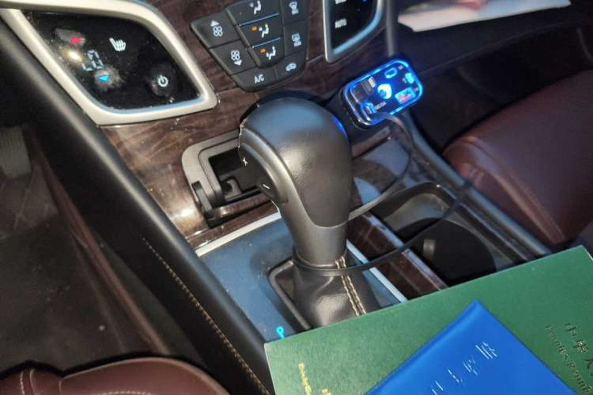 Used Buick LaCrosse 2013 2.4L SIDI Elite Comfort Version Gear Lever