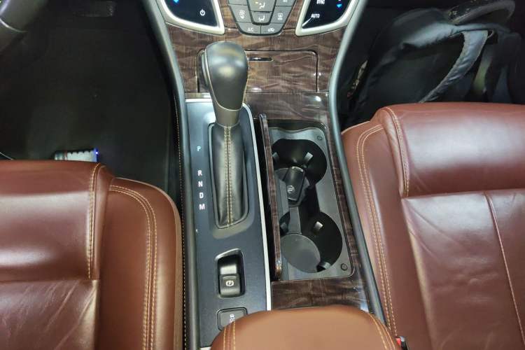 Used Buick LaCrosse 2013 2.4L SIDI Elite Comfort Version Gear Lever