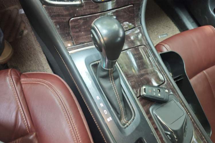 Used Buick LaCrosse 2013 2.0T SIDI Smart Luxury Flagship Edition Gear Lever