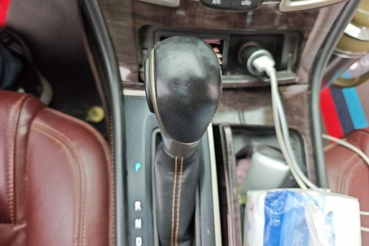 Used Buick LaCrosse 2013 2.0T SIDI Elite Tech Version Gear Lever