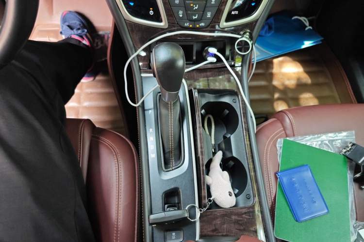 Used Buick LaCrosse 2013 2.4L SIDI Elite Comfort Version Gear Lever