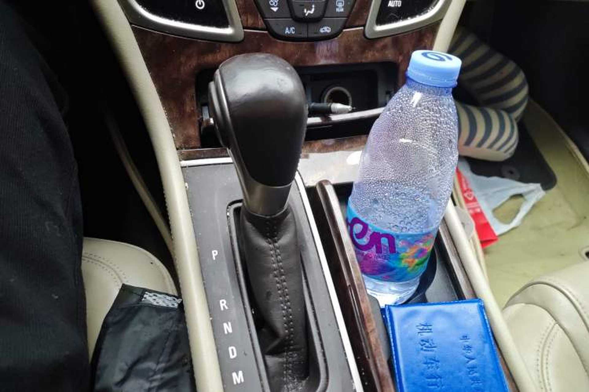 Used Buick LaCrosse 2013 2.4L SIDI Leading Comfort Version Gear Lever