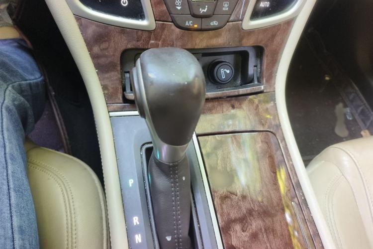 Used Buick LaCrosse 2013 2.4L SIDI Leading Comfort Version Gear Lever