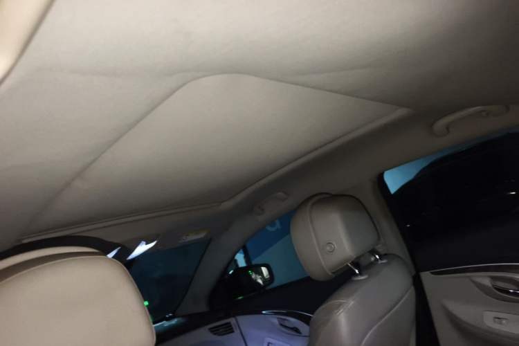 Used Buick LaCrosse 2013 2.4L SIDI Leading Comfort Version Headliner