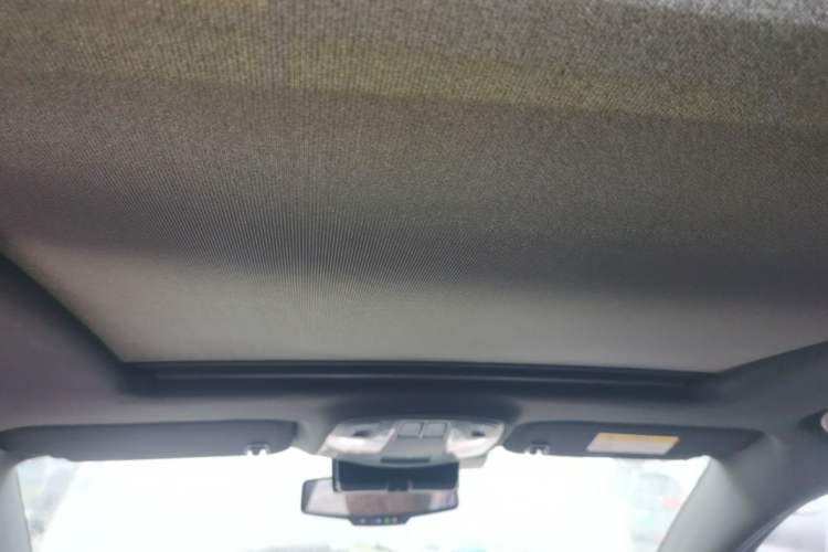 Used Buick LaCrosse 2013 2.4L SIDI Elite Comfort Version Headliner