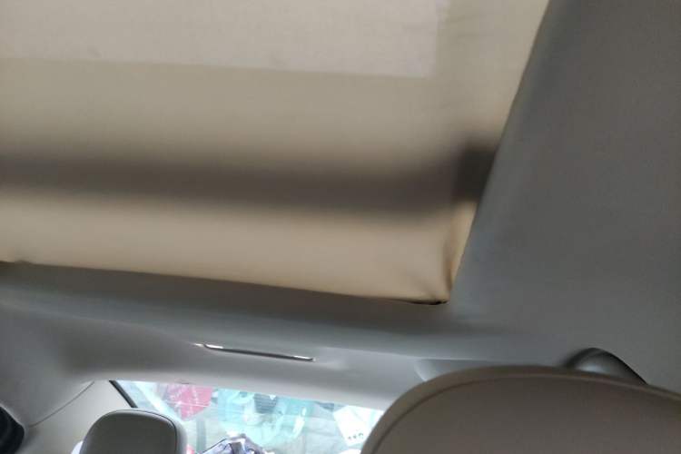 Used Buick LaCrosse 2013 2.4L SIDI Leading Comfort Version Headliner