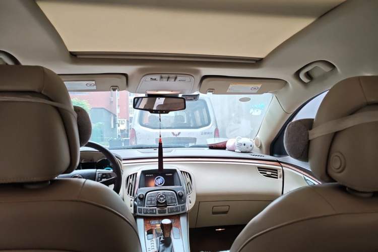 Used Buick LaCrosse 2013 2.4L SIDI Elite Comfort Version Headliner