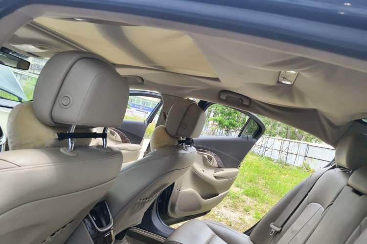 Used Buick LaCrosse 2013 2.4L SIDI Leading Comfort Version Headliner