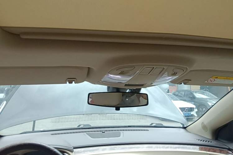 Used Buick LaCrosse 2013 2.4L SIDI Leading Comfort Version Headliner