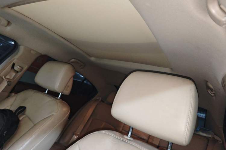 Used Buick LaCrosse 2013 2.4L SIDI Elite Comfort Version Headliner