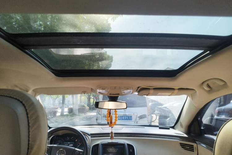 Used Buick LaCrosse 2013 2.4L SIDI Leading Comfort Version Headliner