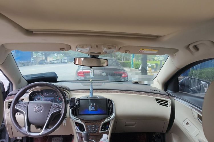 Used Buick LaCrosse 2013 2.4L SIDI Leading Comfort Version Headliner