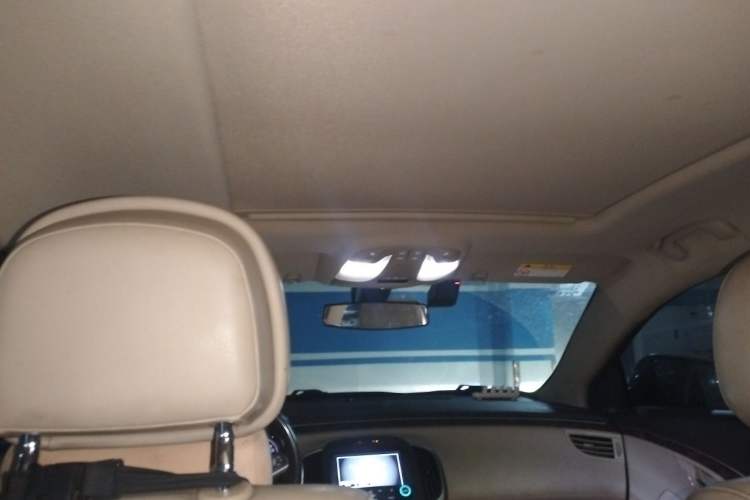 Used Buick LaCrosse 2013 2.4L SIDI Leading Comfort Version Headliner