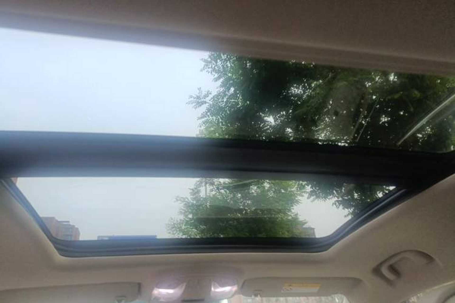 Used Buick LaCrosse 2013 2.4L SIDI Leading Comfort Version Headliner