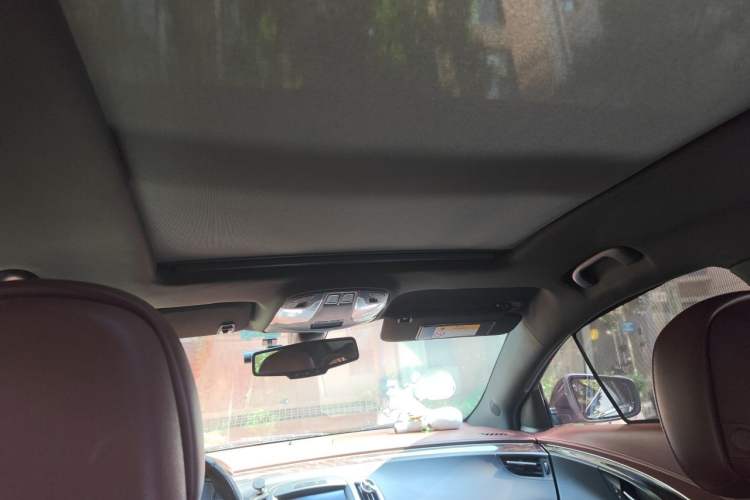 Used Buick LaCrosse 2013 2.4L SIDI Luxury Comfort Edition Headliner