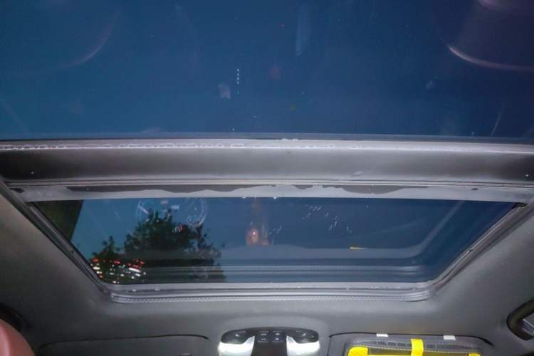 Used Buick LaCrosse 2013 2.4L SIDI Elite Comfort Version Headliner