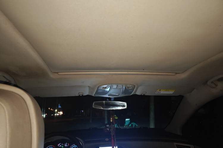 Used Buick LaCrosse 2013 2.4L SIDI Leading Comfort Version Headliner