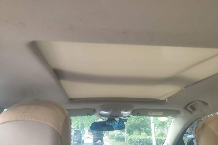 Used Buick LaCrosse 2013 2.4L SIDI Leading Comfort Version Headliner