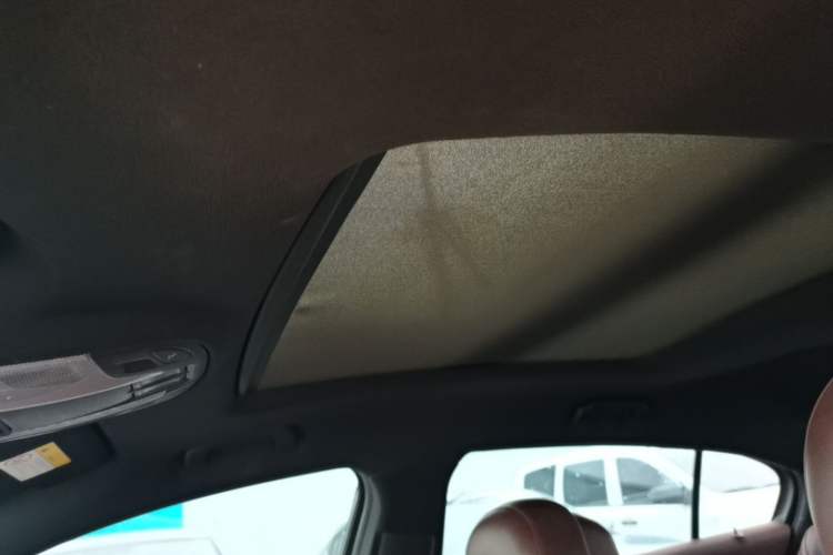 Used Buick LaCrosse 2013 2.4L SIDI Elite Comfort Version Headliner