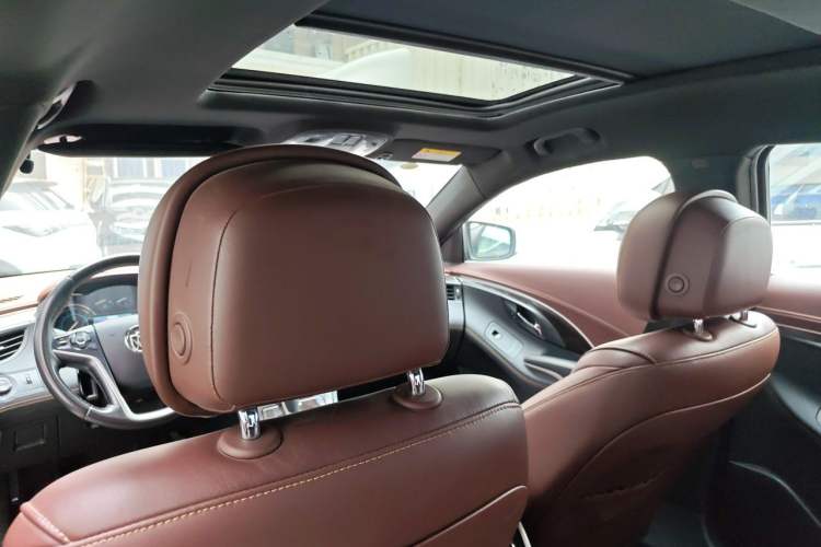 Used Buick LaCrosse 2013 2.4L SIDI Elite Comfort Version Headliner